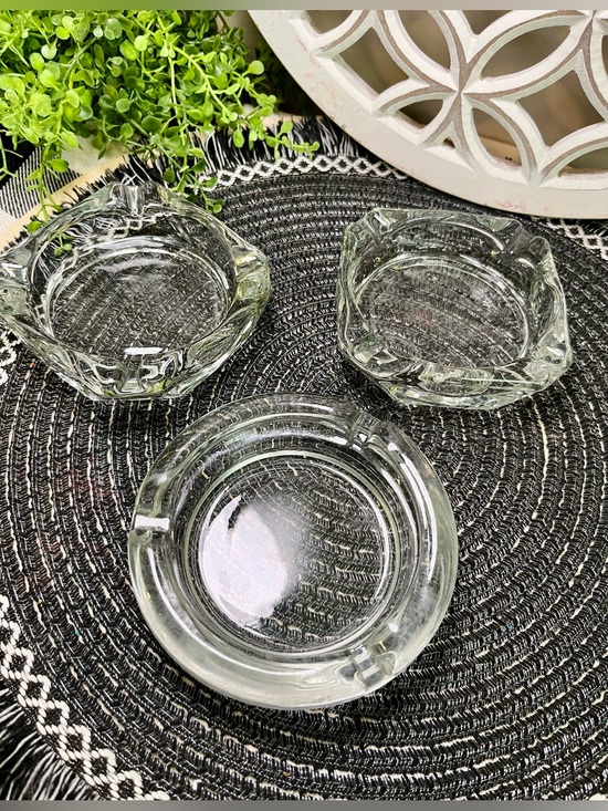 Other - Set of Three Clear Glass Ashtray’s - Classic Round and Square Designs